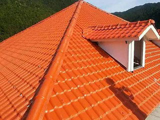 树脂瓦在楼顶建筑中的应用与样板图展示